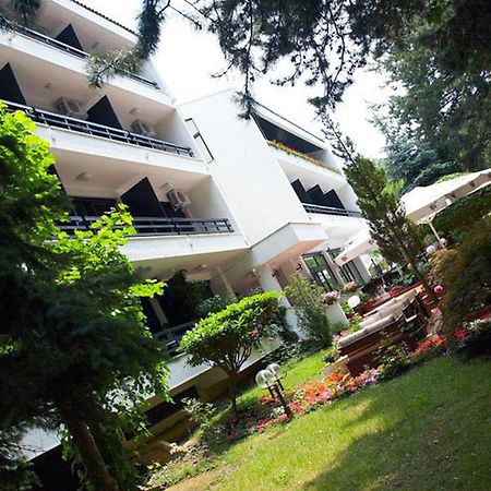 Hotel Pela Охрид Екстер'єр фото