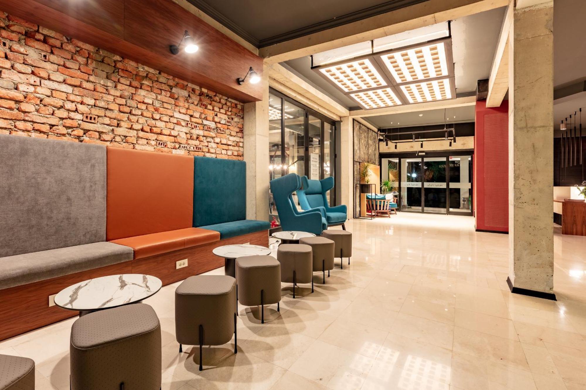 Hotel Pela Охрид Екстер'єр фото