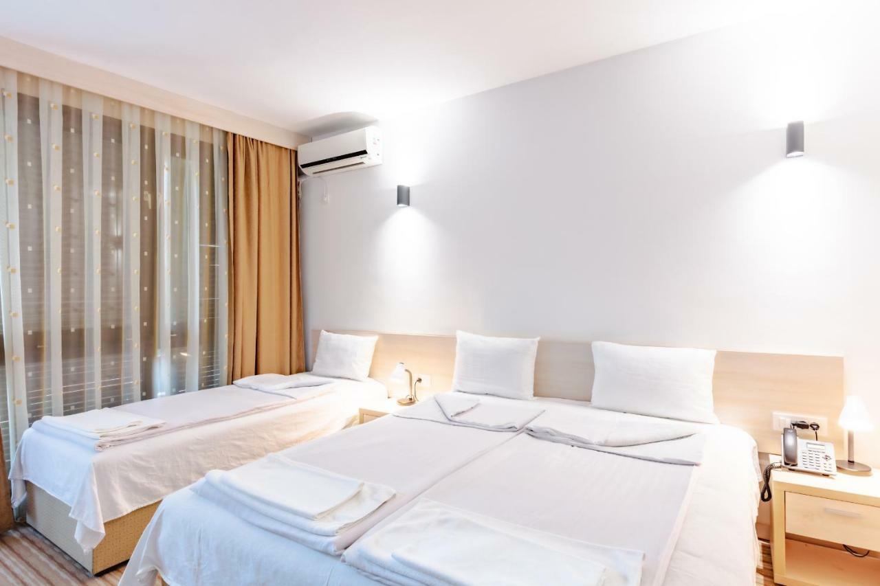 Hotel Pela Охрид Екстер'єр фото