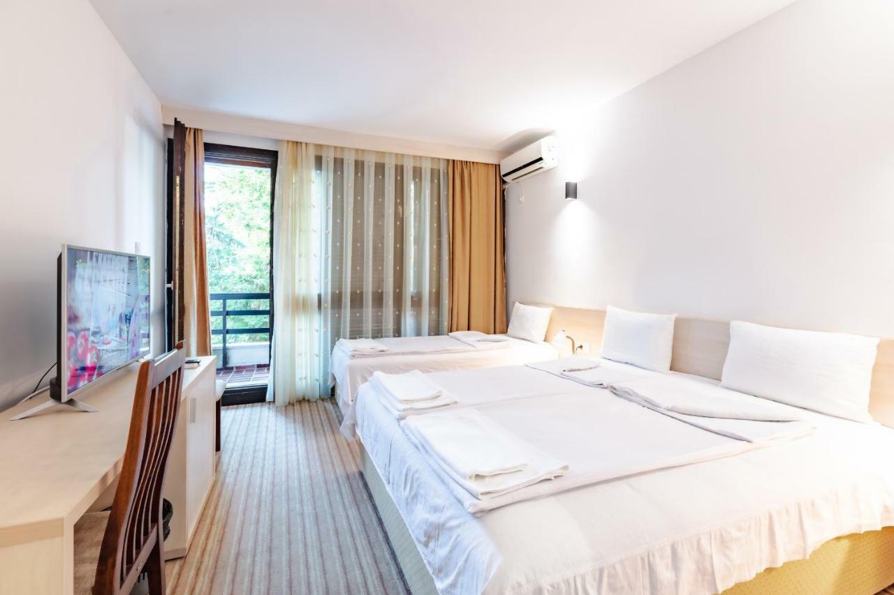 Hotel Pela Охрид Екстер'єр фото