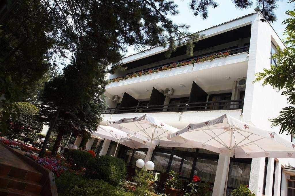 Hotel Pela Охрид Екстер'єр фото